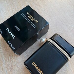NWT 2 of CHANEL Rouge Allure Velvet Limited Edition SET